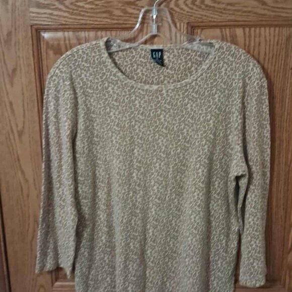 GAP WOMENS TOP SIZE XL - Picture 1 of 11